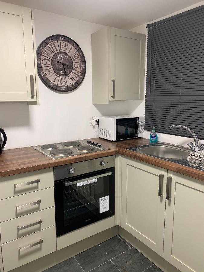 Cosy Cottage In Redcar - Workstays UkWilton  エクステリア 写真
